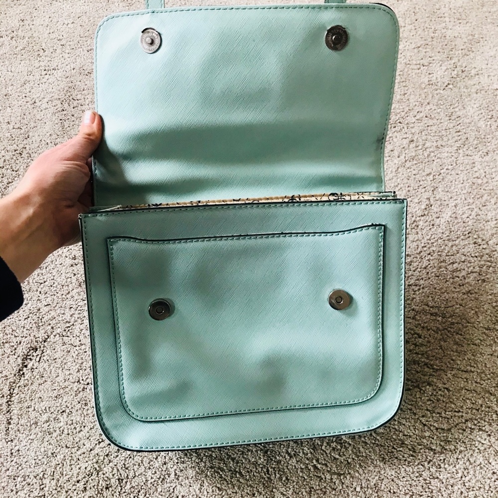 🦋Pastel Guess Hand Bag Purse - Picture 8 of 16